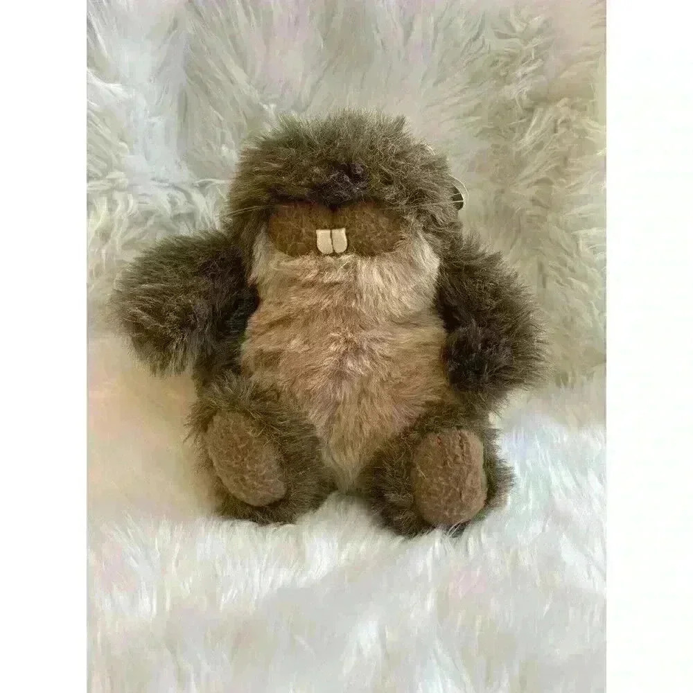 NWT Vintage 1983 BENTLEY BEAVER 8.5" Plush Heartline Snuggables Stuffed Animal